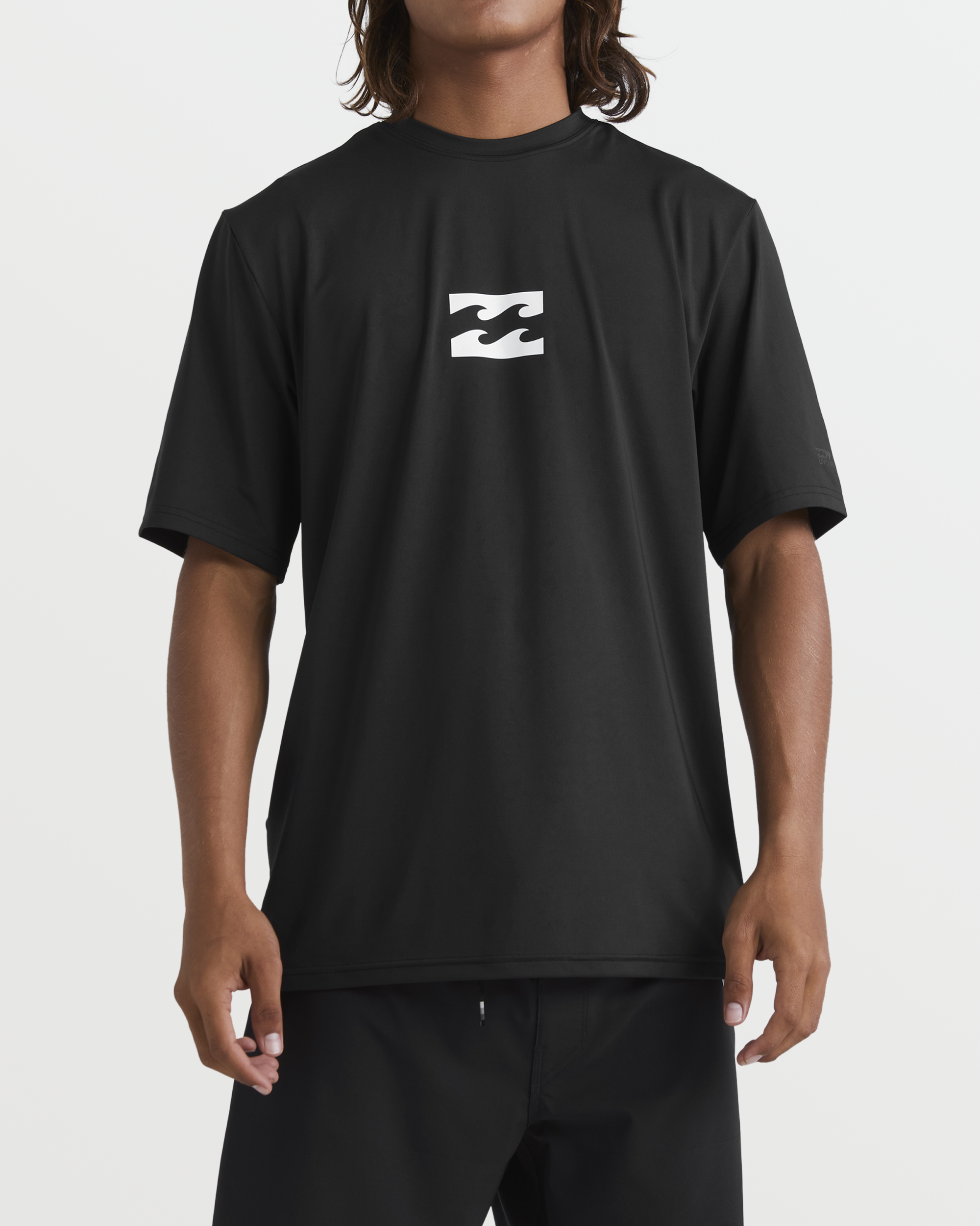 Black Wave Rashguard for All-Day Sun Protection
