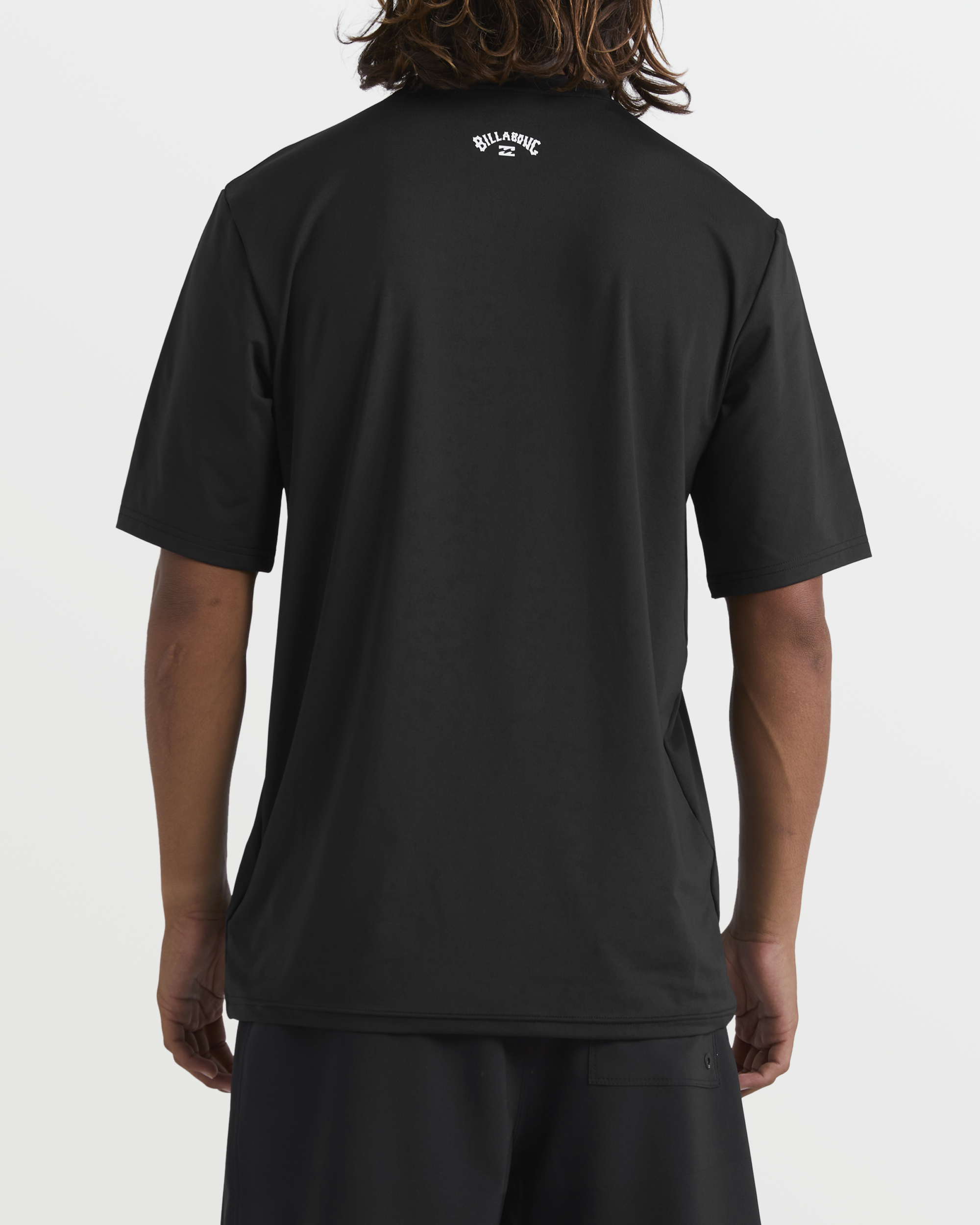 Black Wave Rashguard for All-Day Sun Protection