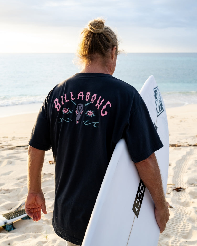 Raging Bull Washed Black Tee - Classic Fit