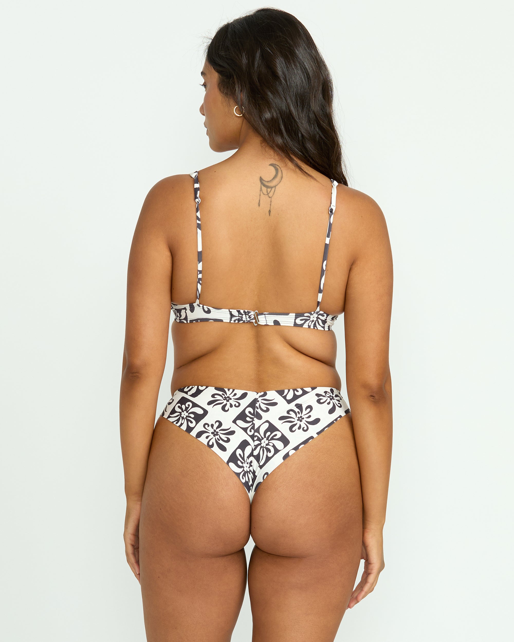 Marina Underwire Bikini Top - Black Sands by Ur A Legend